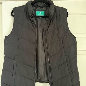 Aeropostale Black Puffer Vest